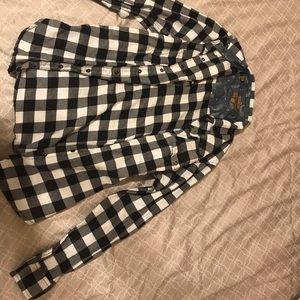 A black and white flannel